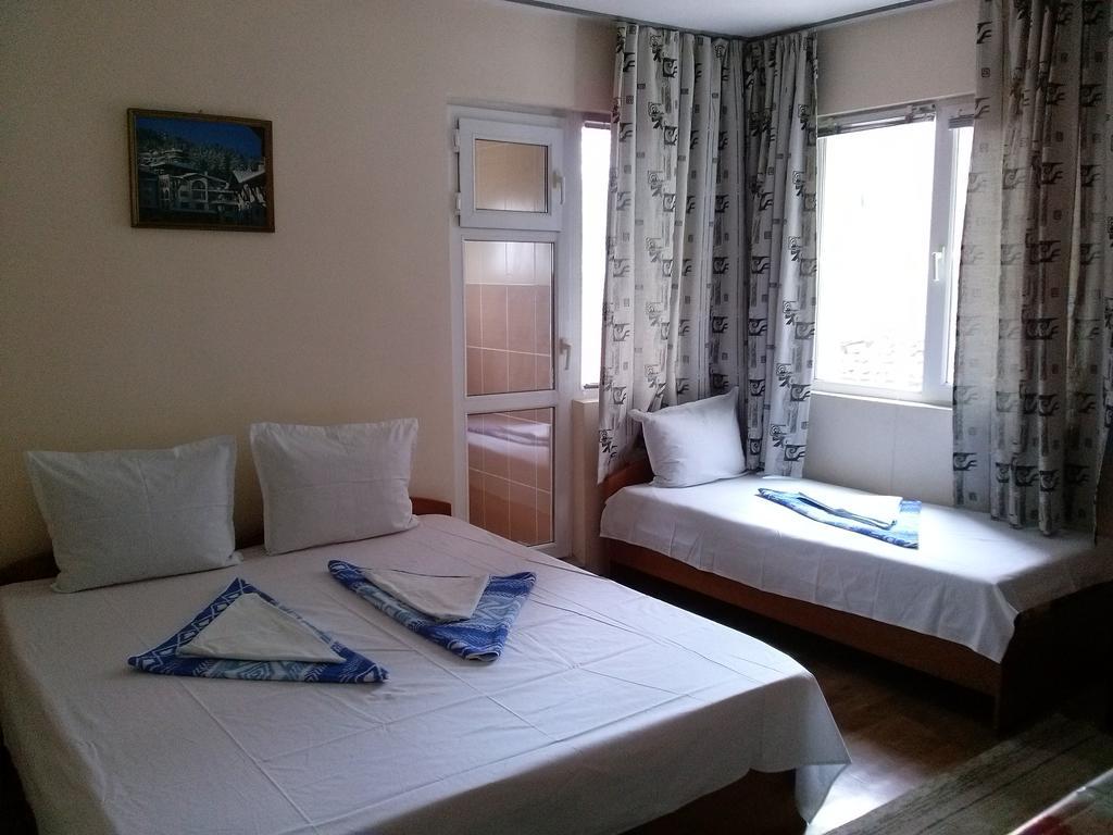 Dobrevi Guest House Sosopol Exterior foto